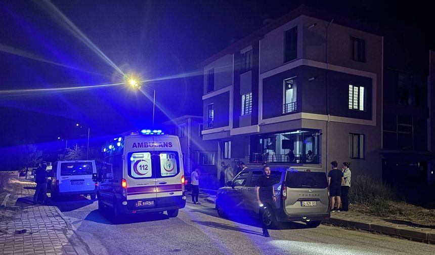 Erzincan’da Kanlı Olay: Eski Eşini ve Yanındaki Kişiyi Öldürdü (VİDEO)