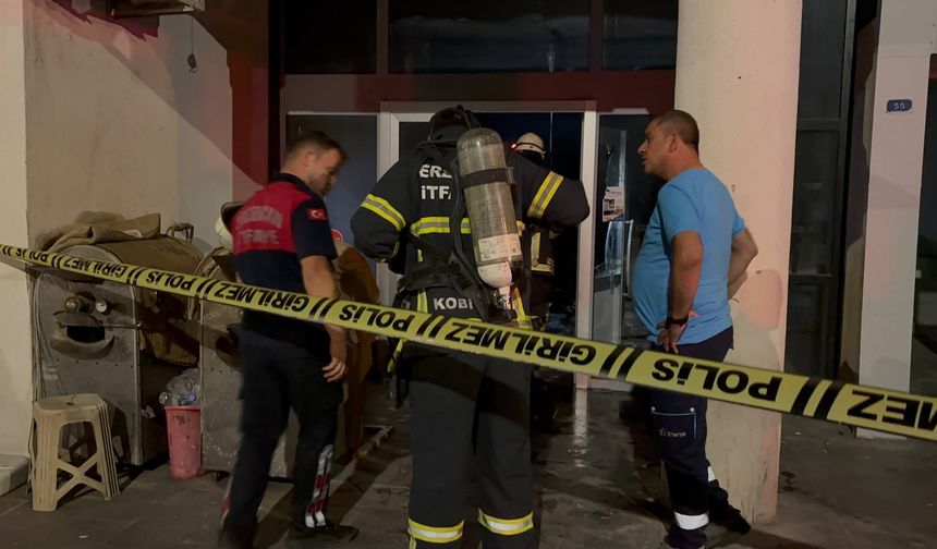 Fevzipaşa Çarşısı’nda Gece Yangını: Ekipler Seferber Oldu (VİDEO)