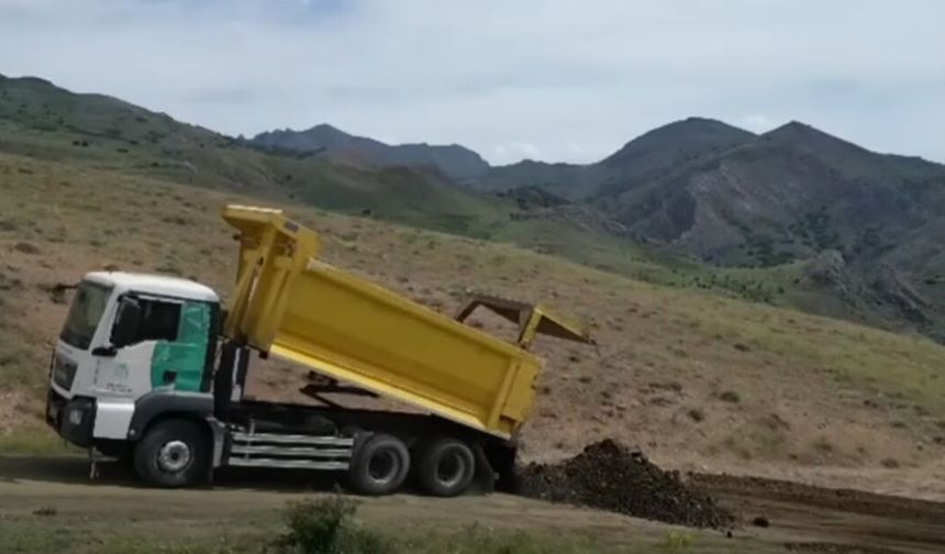 İlçede Yol Çalışmaları Aralıksız Sürüyor