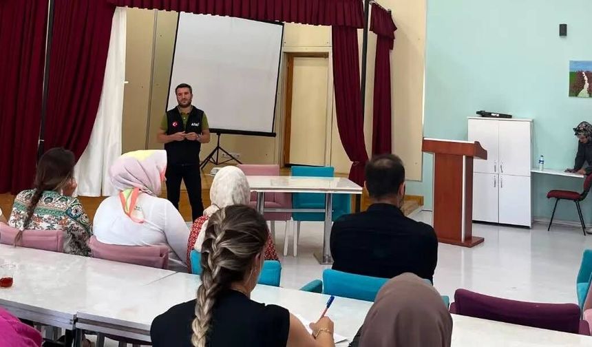 Erzincan AFAD’dan Çocuk Evleri Sitesi Personeline Afet ve Tahliye Eğitimi