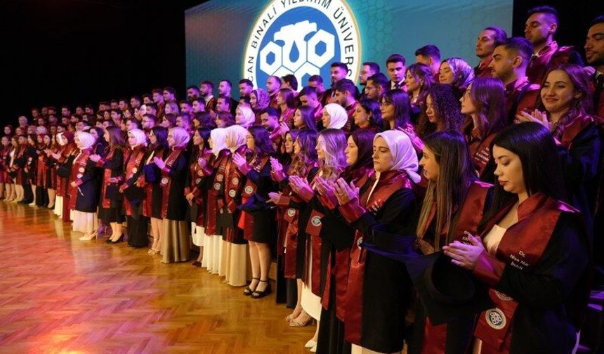 EBYÜ Tıp Fakültesi'nde Mezuniyet Dereceleri İçin Yeni Dönem
