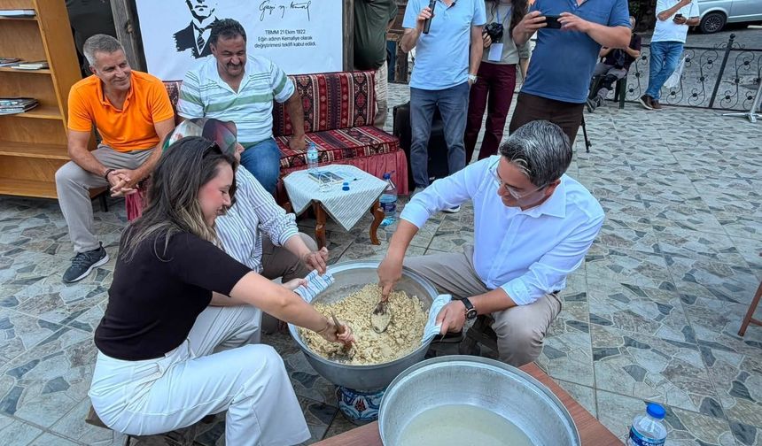 Kemaliye Helvası Geleneği Deneyim Atölyesi'nde Yaşatıldı