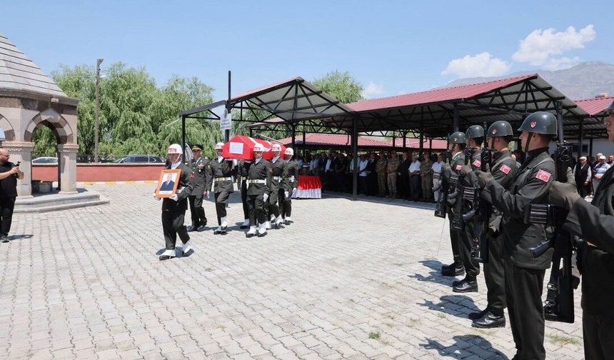 Kıbrıs Gazisi Son Yolculuğuna Uğurlandı