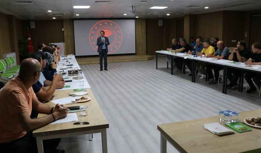 Erzincan Toplu Sera Bölgesi Yatırımcılarıyla Gelecek Planlandı