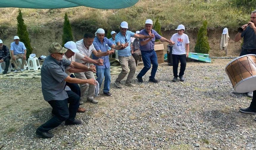Kemah’ta Tan Köyü Yaz Şenliği Coşkusu