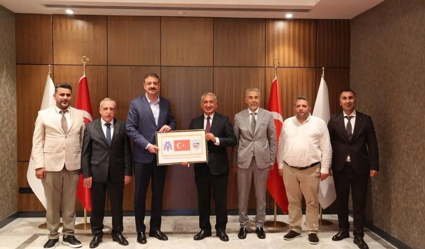 Kemahlılar Derneği'nden Sinan Aksu'ya Ziyaret