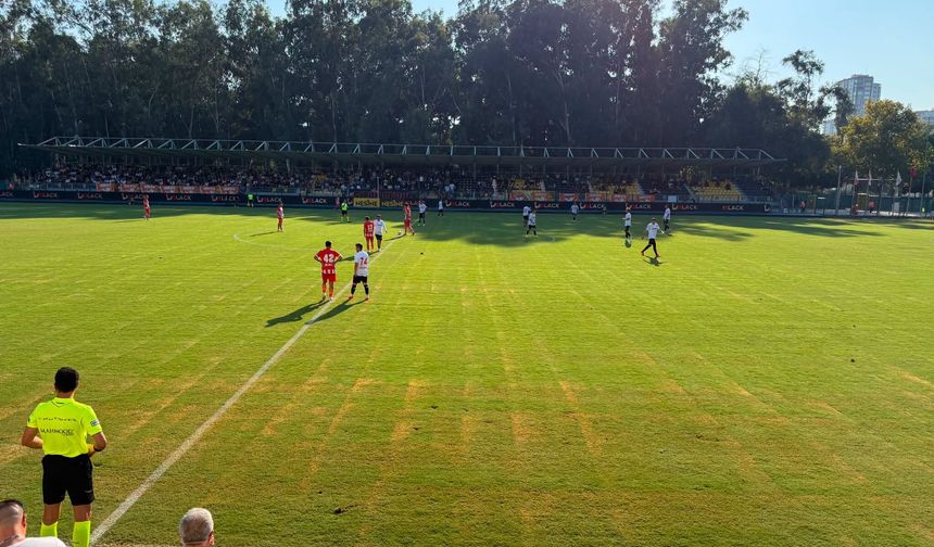 Erzincanspor Adana Deplasmanında 1 Puanı Son Dakikada Aldı