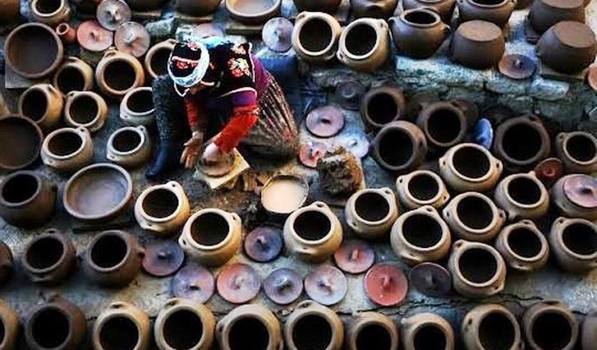 Erkeklerin Girmesi Yasak! Yüzyıllardır Sadece Kadınlar Üretiyor, Lezzeti Tüm Türkiye’ye Yayılıyor