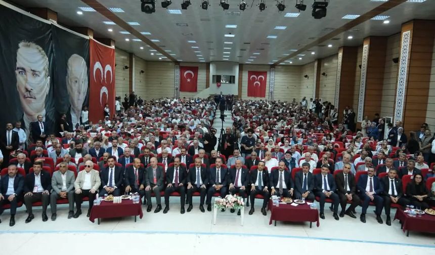 MHP Erzincan’da Kongre Heyecanı: Özarslan Yeniden İl Başkanı Seçildi