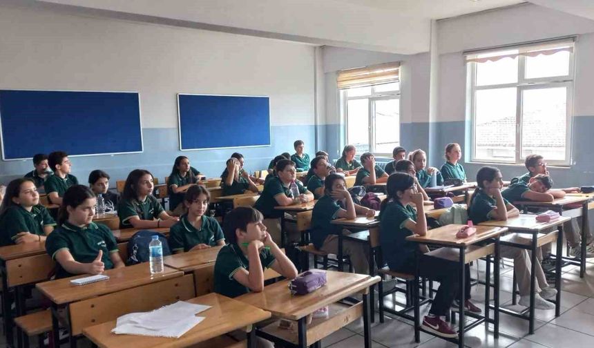 Erzincan'da bin 4 öğrenciye gıda güvenliği ve israf eğitimi verildi