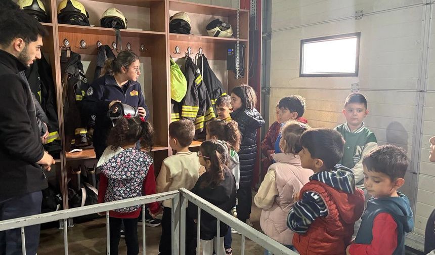 Erzincan'da öğrencilere itfaiye eğitimi