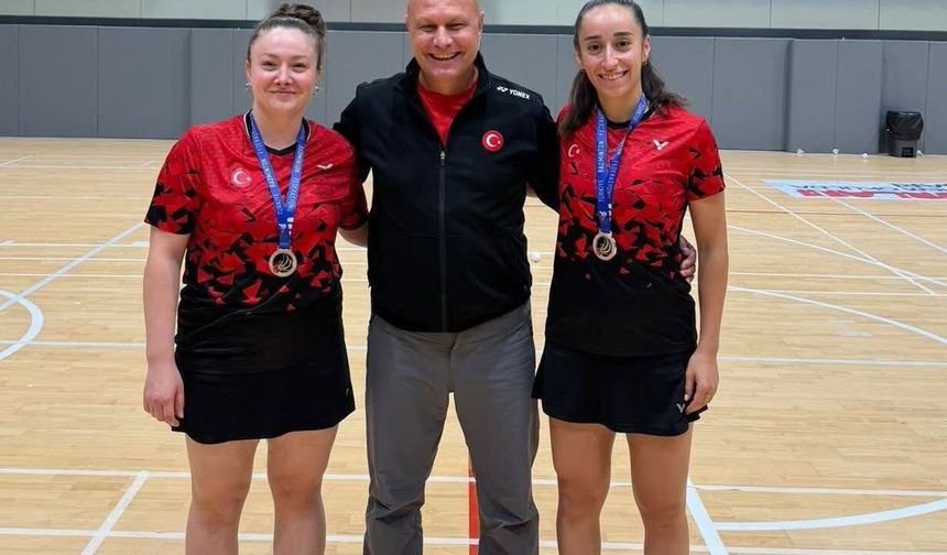Erzincanlı badmintonculardan uluslararası turnuvada 4 madalya