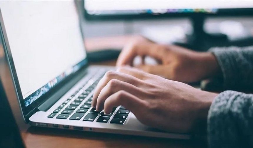İŞKUR'dan İş Arayanlara  Müjde! 11 Sözleşmeli Bilişim Personeli Aranıyor! Başvurular Başladı