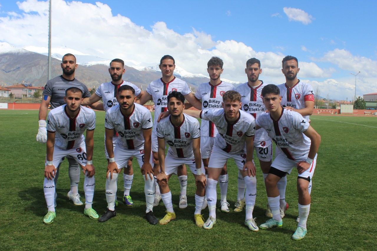 Şampiyon Erzincan Ulalarspor