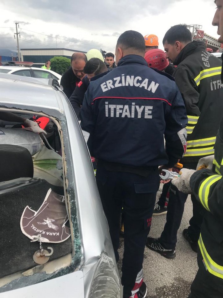 OSB Kavşağında yine kaza oldu (2)_720x960