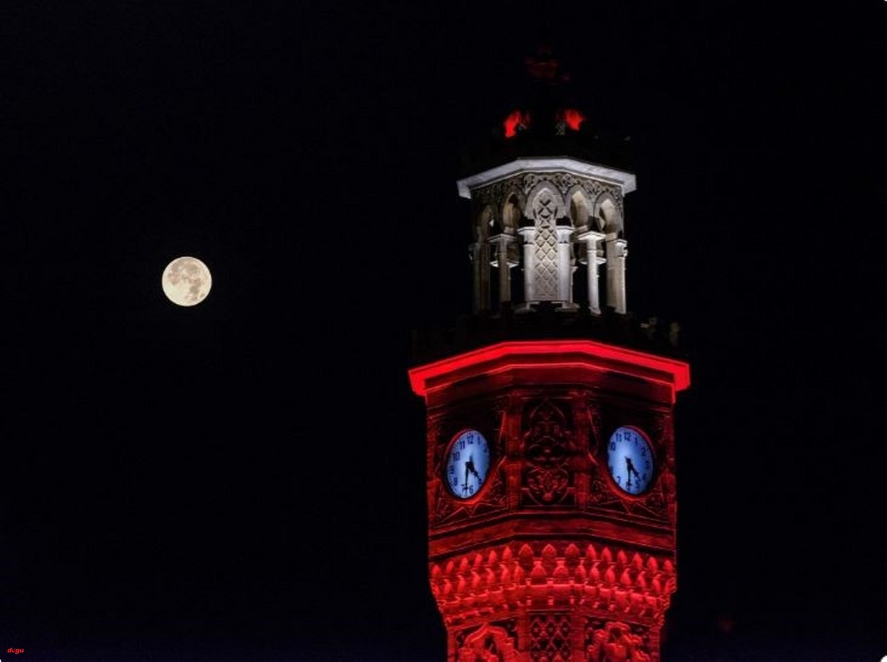 Türkiye'den Mavi Ay manzaraları