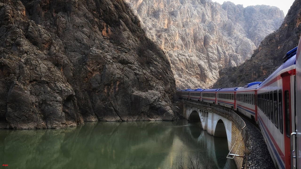 Erzincan-Divriği arası tren yolculuğu kaç saat (2)_1280x720