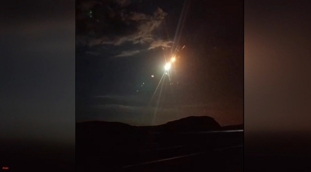 Erzincan'da meteor düşmesi cep telefonu kamarasına yansıdı (3)_1280x707