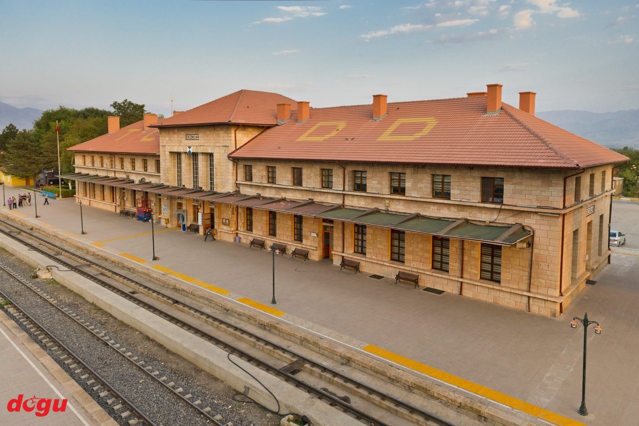 Bir başkadır benim memleketim; Erzincan