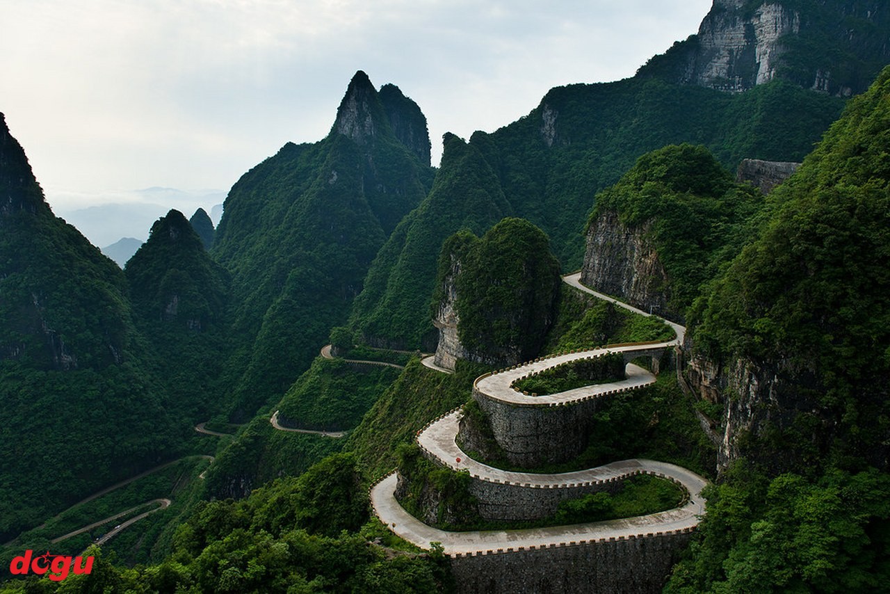 Tianmen Dağı Yolu, Hunan, Çin_1280x854