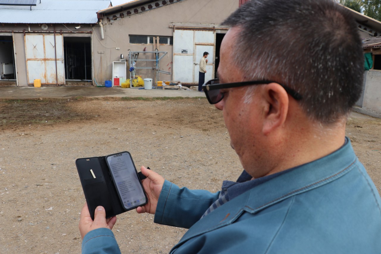 Telefonlarına gelen SMS ile tohumlama yapılıyor (2)_1280x853