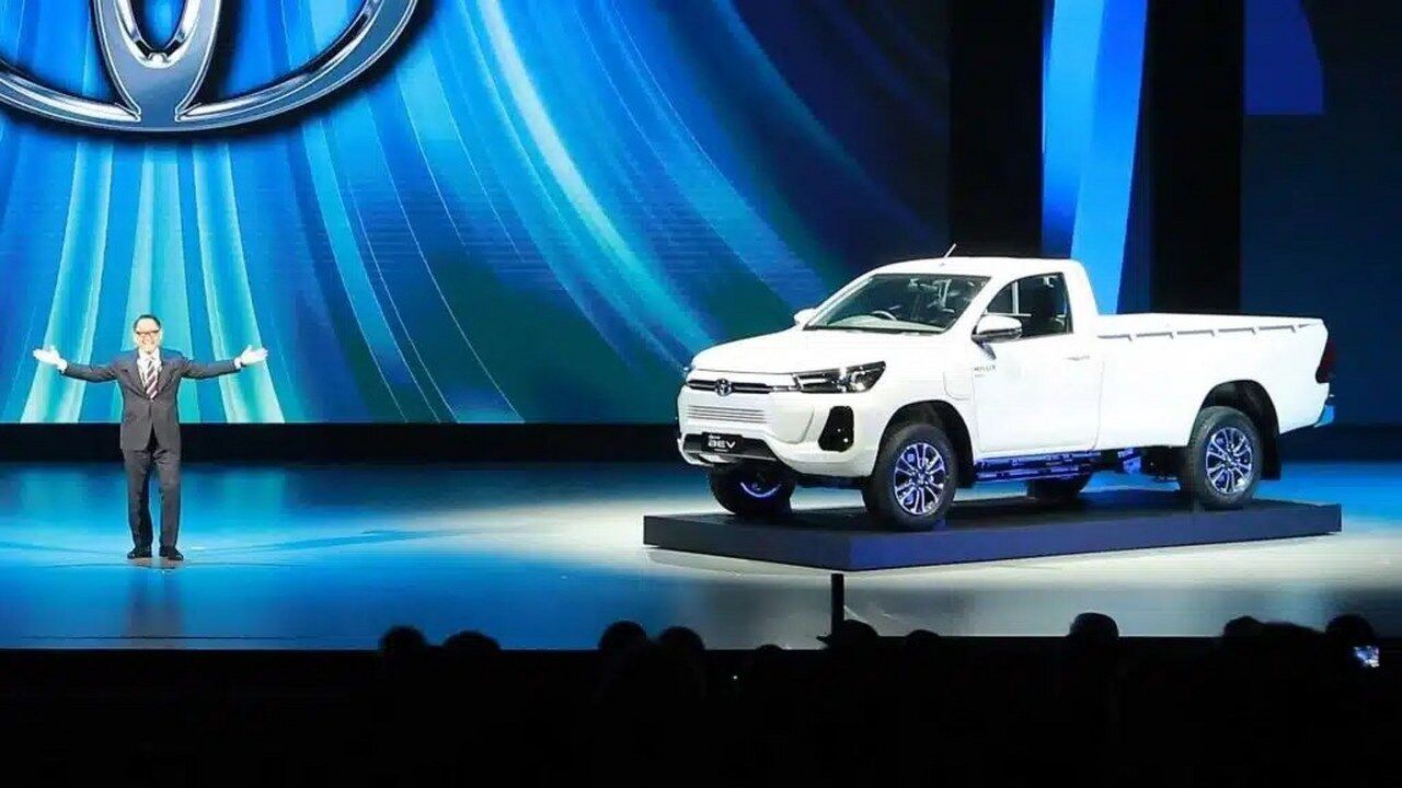 Toyota Hilux 1280X720