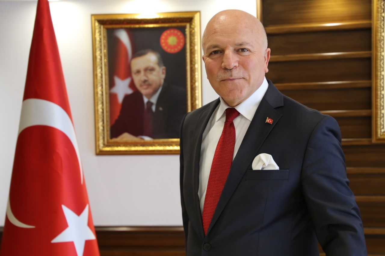 Büyükşehir Belediye Başkanı Mehmet Sekmen, Kurban Bayramı Mesajı Yayımladı