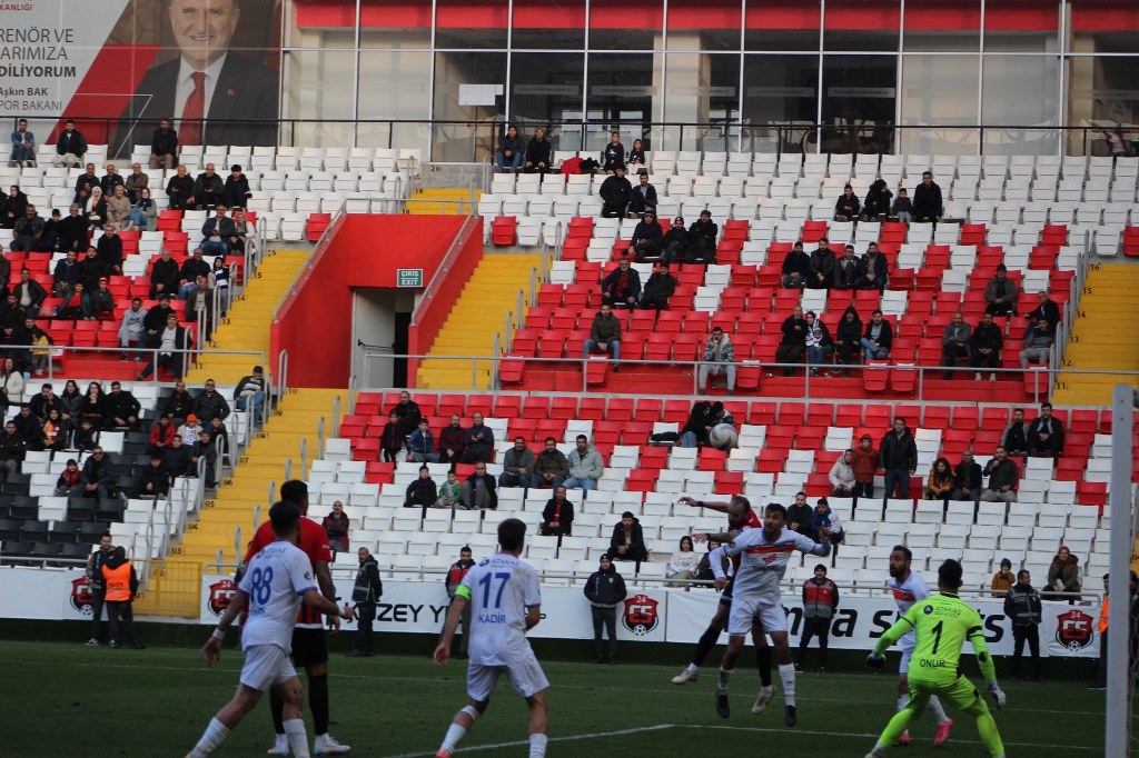 Erzi̇ncanspor İskenderunspor (2) 1024X682