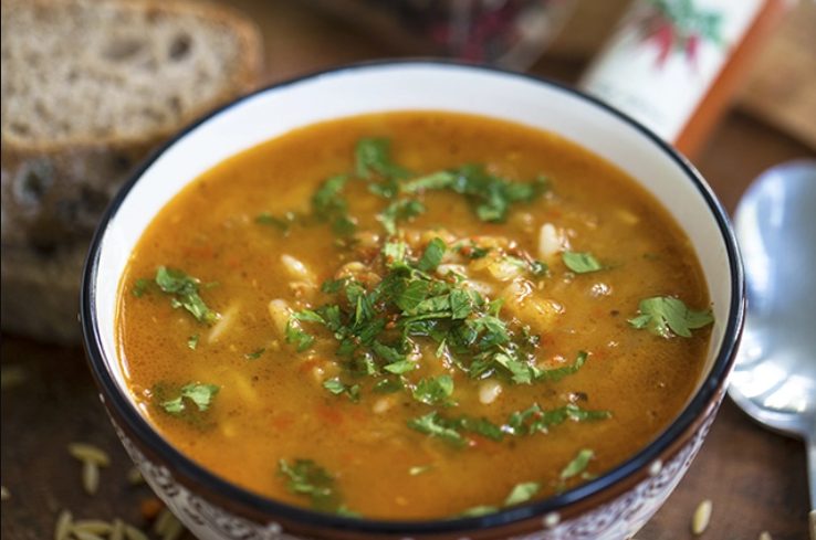 Arpa Şehriyeli Mercimek Çorbası