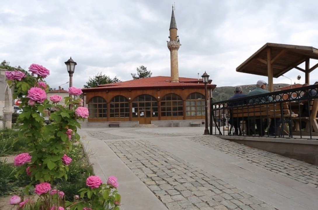 Gülabibey Camii 1089X720