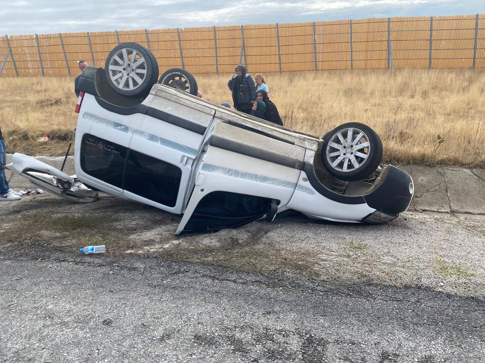Erzincan-Gümüşhane Karayolu’nda Kaza: Biri Çocuk 4 Kişi Yaralandı (VİDEO)