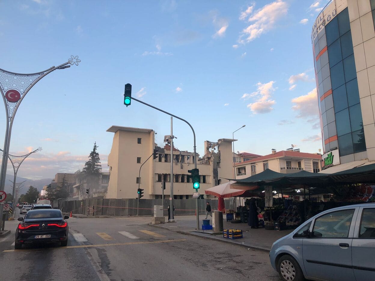 Sgk Eski Binası Yıkım