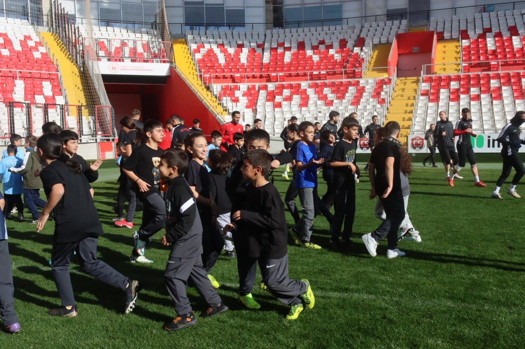 Değer Erzincan, 24 Erzincan Sporla Buluştu (6)