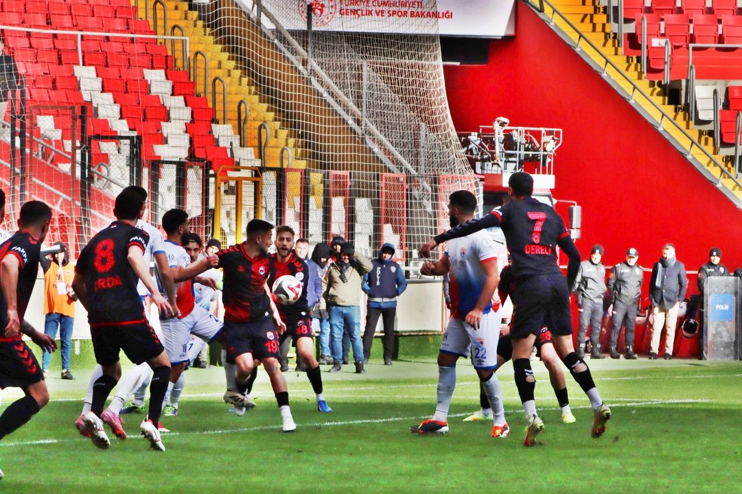 24 Erzincanspor (1) 1081X720