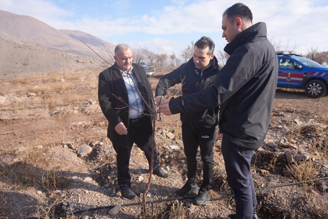 Üzümlü’de Yüksek Rakımda Yeni Tarım Hamlesi (2) 1078X720