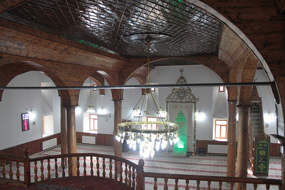 568 Yıldır Ezan Susmadı Depremlere Direnen Gülabibey Camii Zamana Meydan Okuyor (4) 1080X720