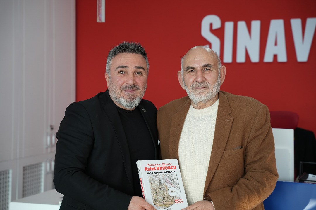 Sınav Koleji’nde Edebiyat Rüzgârı Yazarlar Söyleşide Öğrencilerle Buluştu (4) 1080X720