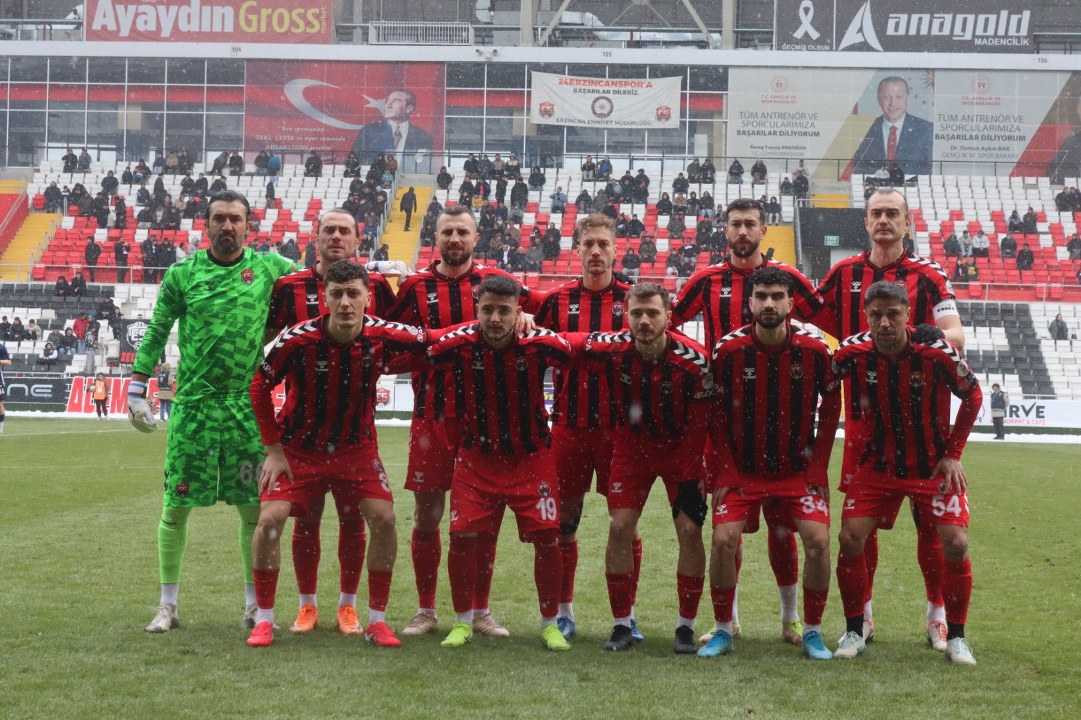 Üç Puana Merhaba Dedik (2) 1081X720-1