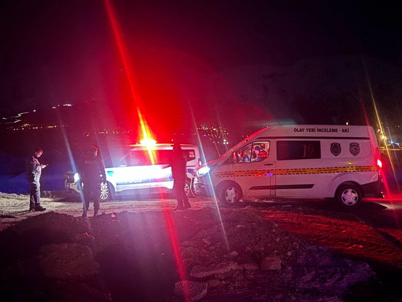 Erzincan’da Korkutan Olay: Alevler İçinde Kalan Şahıs Entübe Edildi (VİDEO)