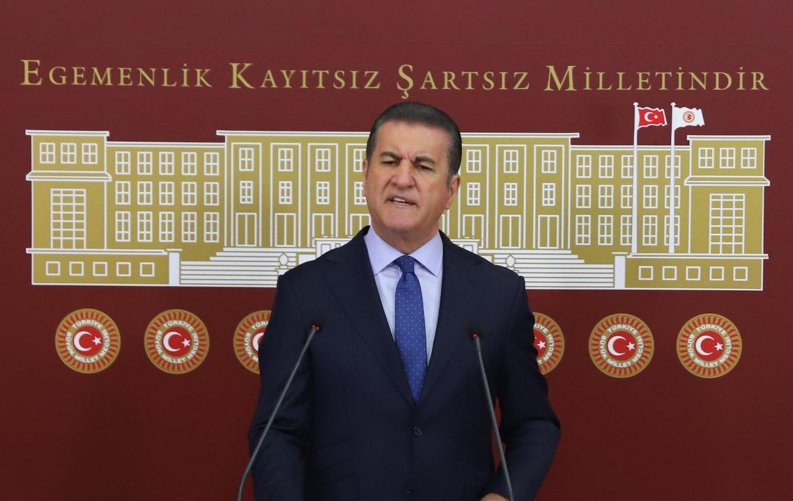 SARIGÜL'DEN İKTİDARA "SAVAŞ" SALVOSU