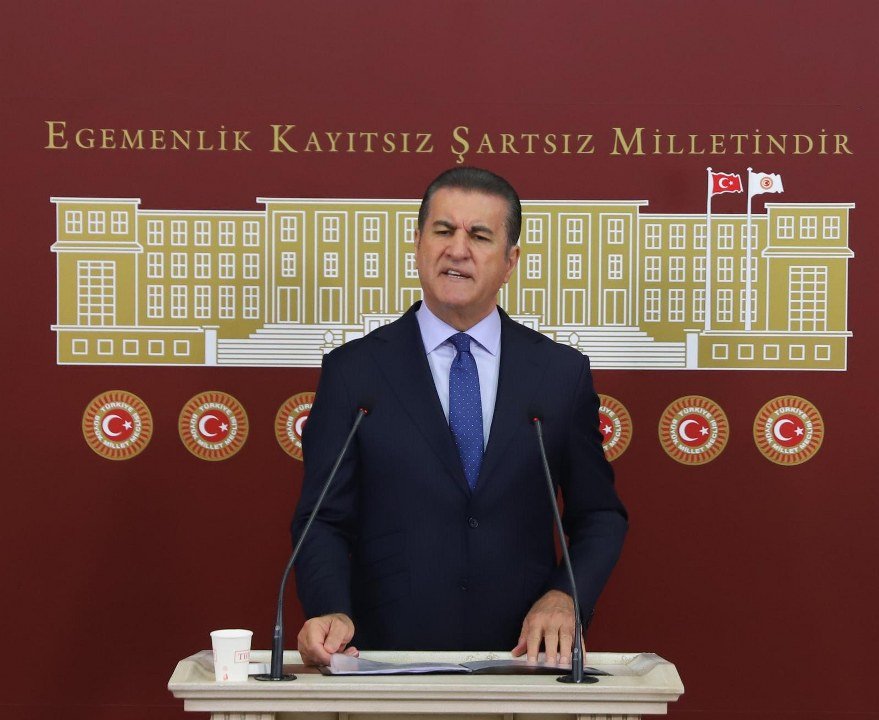 SARIGÜL'DEN İKTİDARA "SAVAŞ" SALVOSU