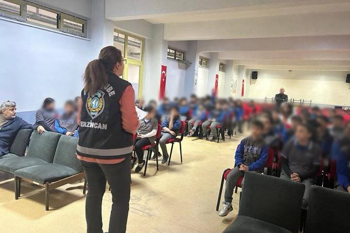 Siber Dünyada ve Trafikte Güvende Kal