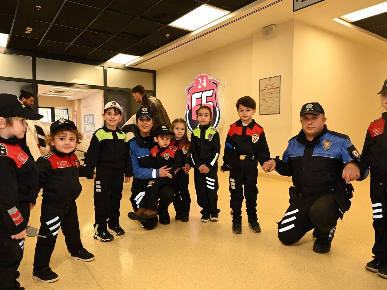 Polis Haftası Çocuklarla Kutlandı