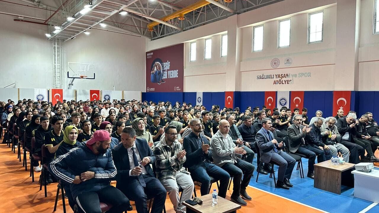 Refahiye, Değerler Üzerine Söyleşi