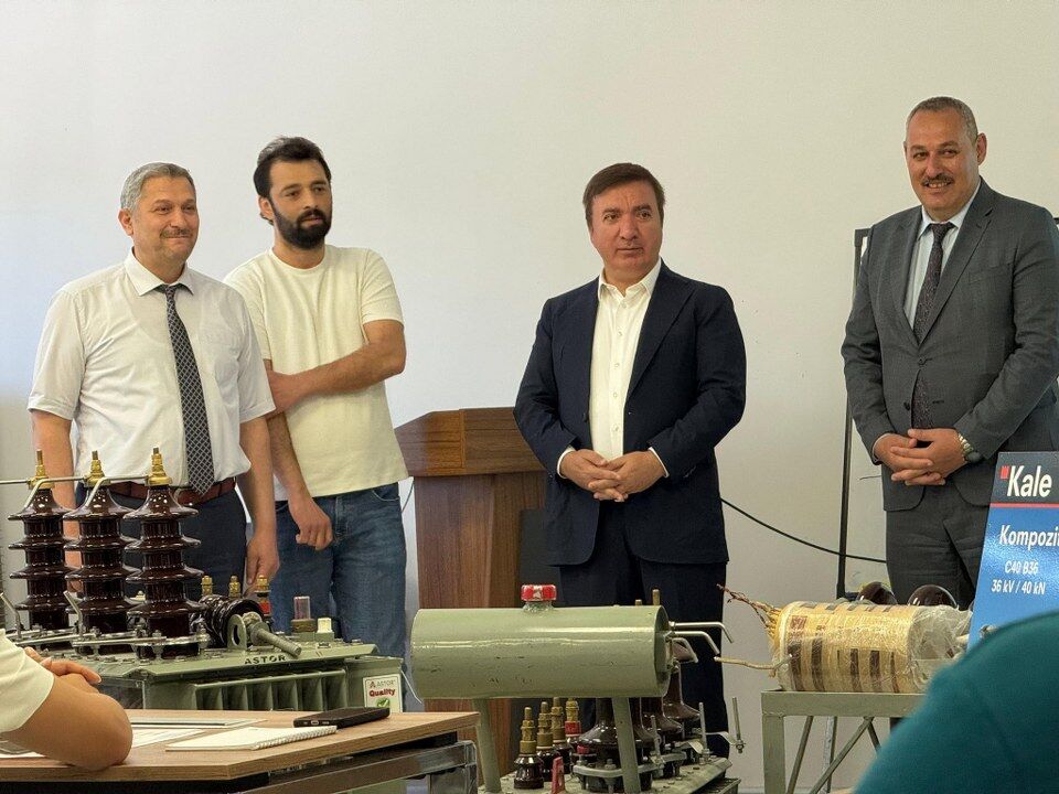 Elektrik Dağıtım Sektörünün Geleceği Bu Sınıflarda İnşa Ediliyor (3) 960X720