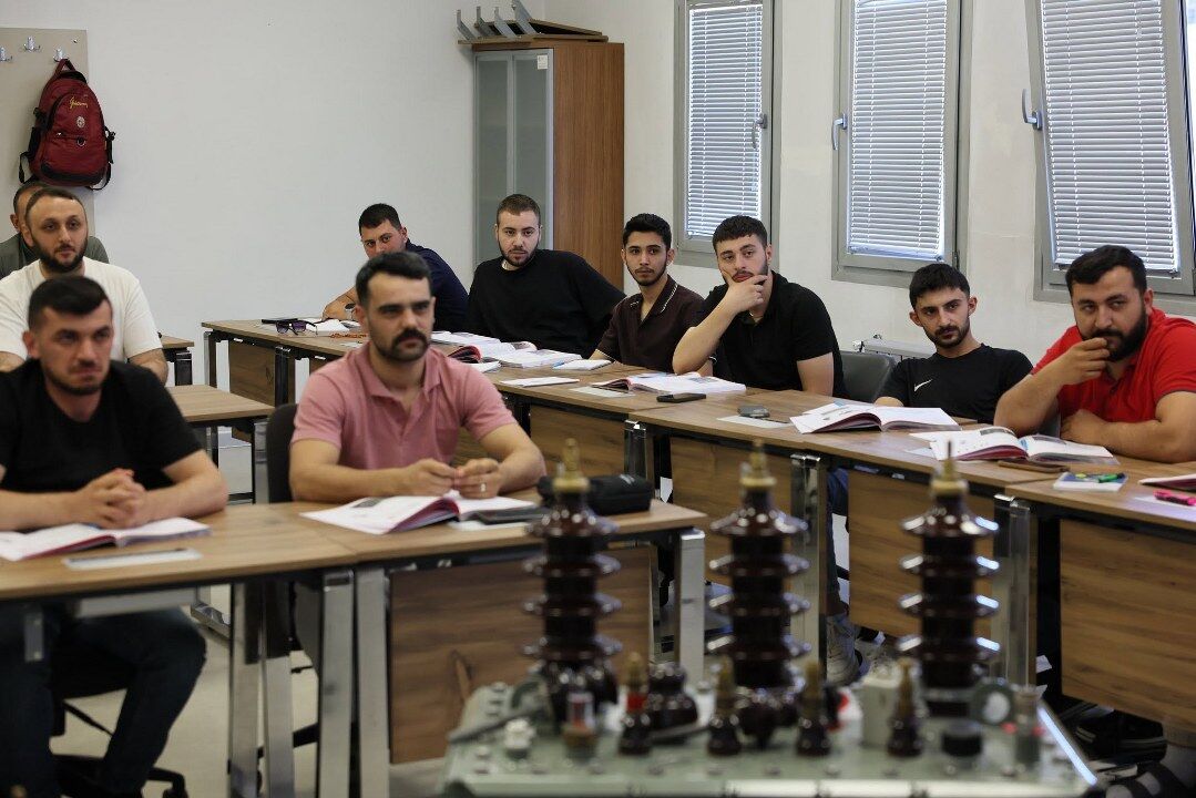 Elektrik Dağıtım Sektörünün Geleceği Bu Sınıflarda İnşa Ediliyor (4) 1079X720