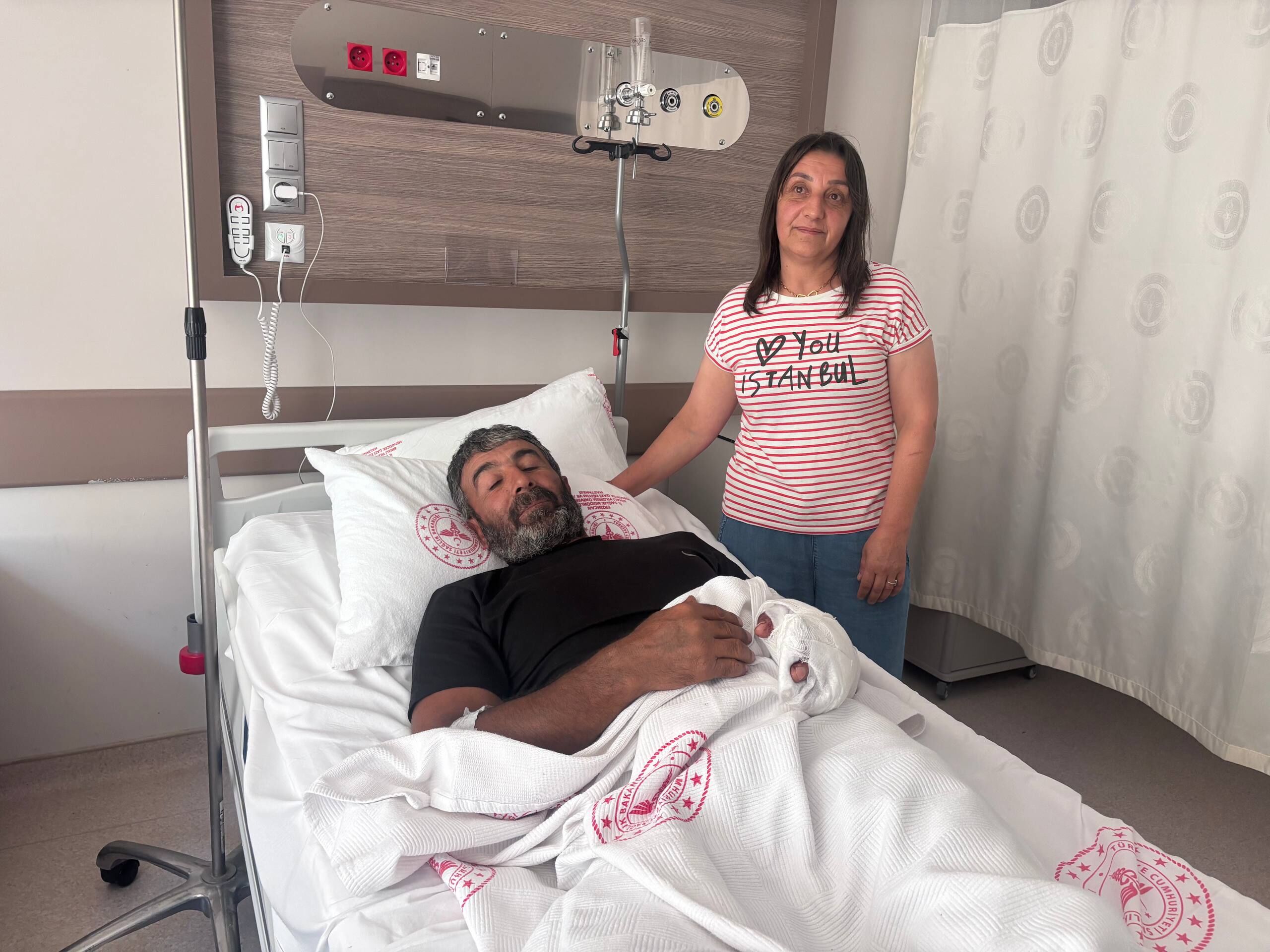 Tarlasını Sularken Ayı Saldırısına Uğradı: Kürekle Kendini Kurtardı (VİDEO)