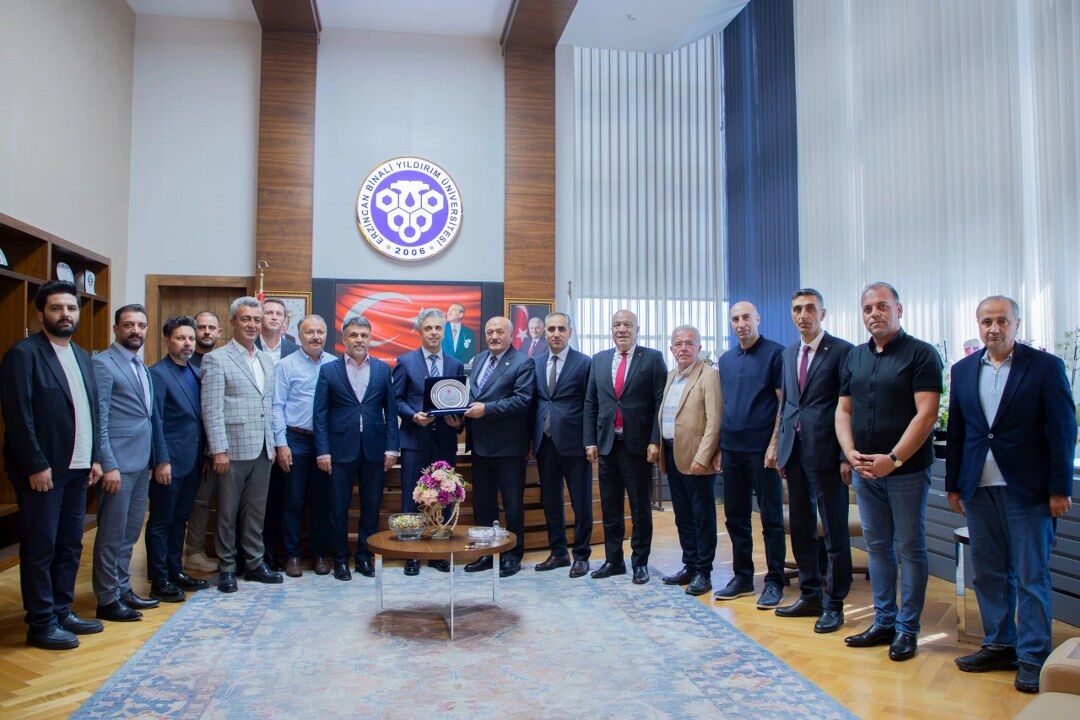 AK Parti'den Rektör Kuyrukluyıldız'a Tebrik Ziyareti