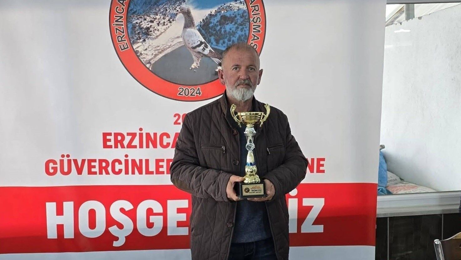 Güvercin tutkunu adam arı sokması sonucu hayatını kaybetti