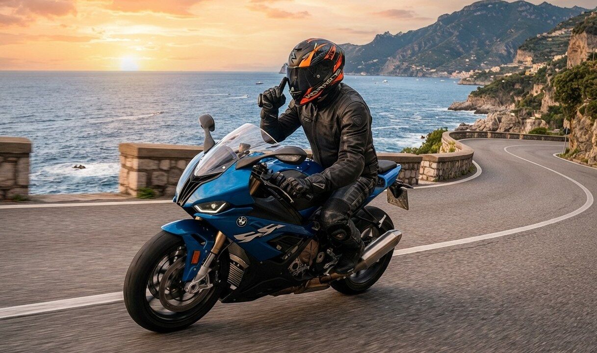 Moto Kuryeler ve Gezginler Bu Listeyi Arıyor! 2026'nın En Çok Satan 6 Motosiklet İnterkom Modeli ve Fiyatları